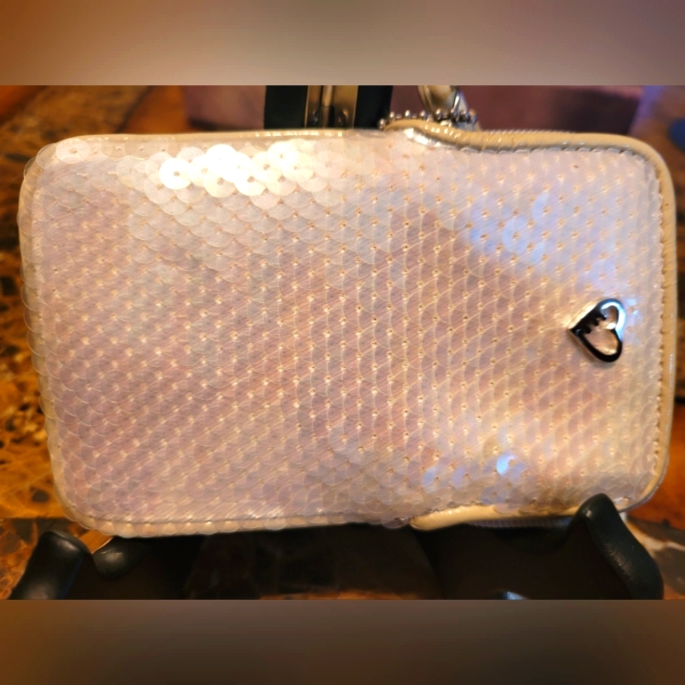 Coach Cream Wristlet - Picture 2 of 4
